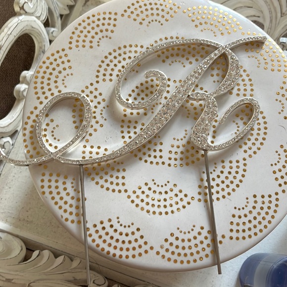 “R” Rhinestone & Silver Cake Topper - used once! Like new - Picture 1 of 5
